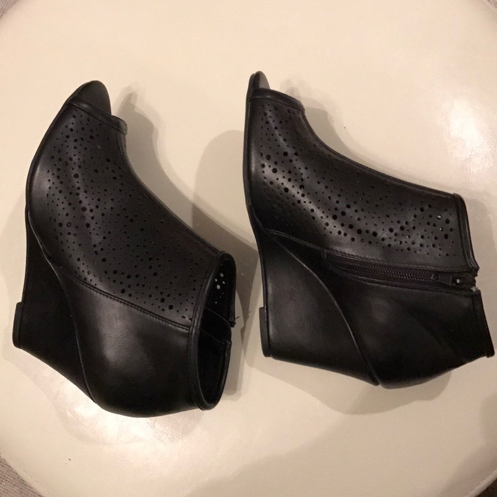 Cato Size 7M Wedges